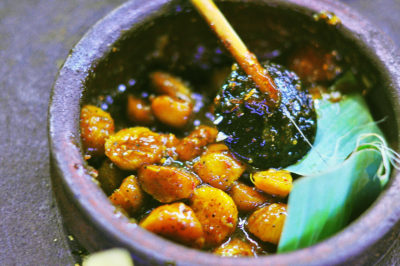 探索 Sri Lanka｜斯里蘭卡咖哩圖鑑：魚蝦肉類不稀奇，大黃、鳳梨、苦瓜樣樣有