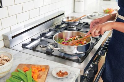 食品零售及餐廳主廚紛紛加入 Meal Kit 食材配送服務
