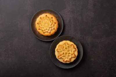 展現風味與烤色兼具的烘焙工藝 以「農企業理念」為核心的《微熱山丘》獻上台灣風格水果月餅